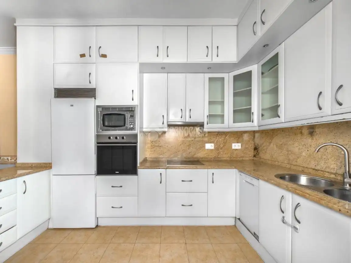 Cocina de Piso de alquiler en Madrid con Aire acondicionado
