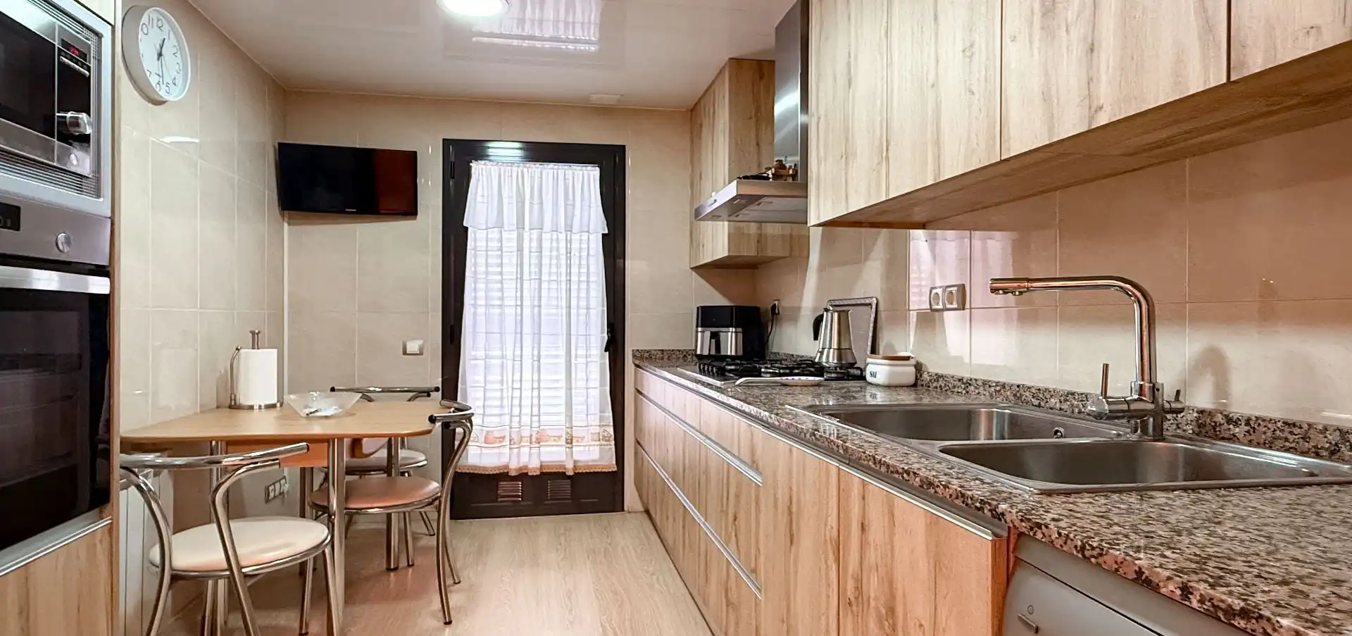 Flat with lift for sale in Centre