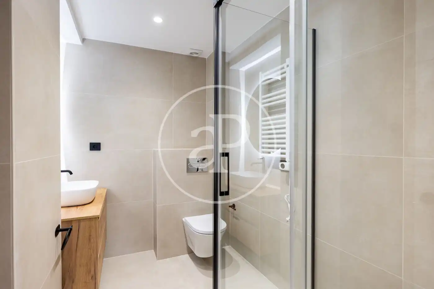 Baño de Piso en venta en Barcelona con Aire acondicionado y Calefacción