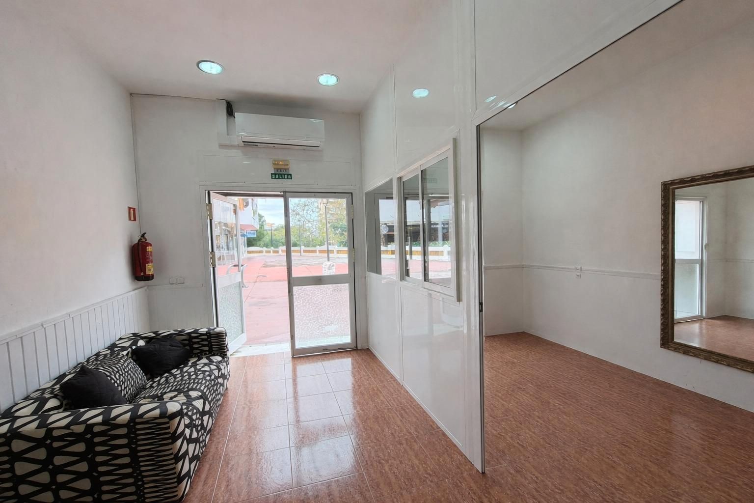 Local en venda en Benalmádena amb Aire condicionat i Moblat