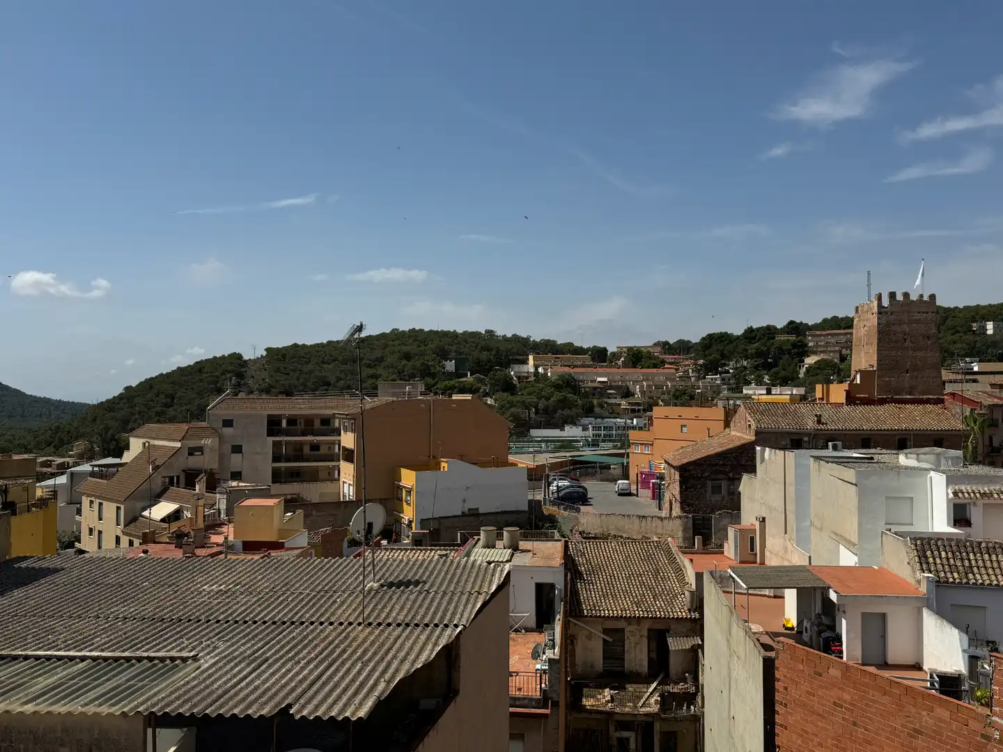 Vista exterior de Casa o xalet en venda en Serra amb Terrassa i Balcó