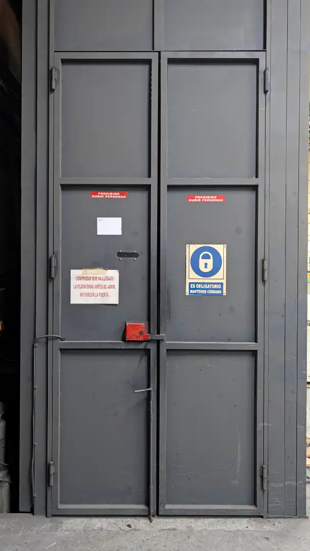 Parking de Nave industrial en venta en Balenyà
