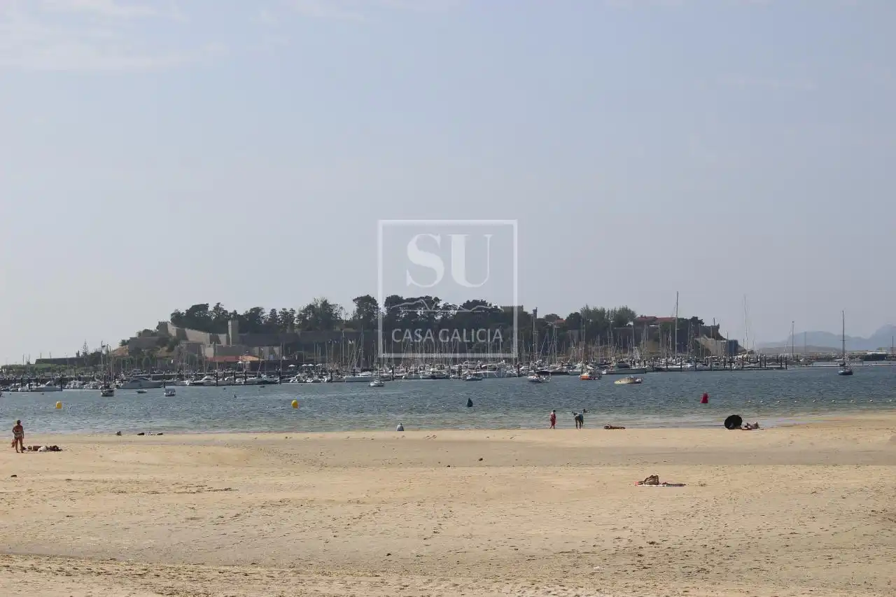 Casa o xalet en venda en Baiona amb Calefacció i Jardí privat
