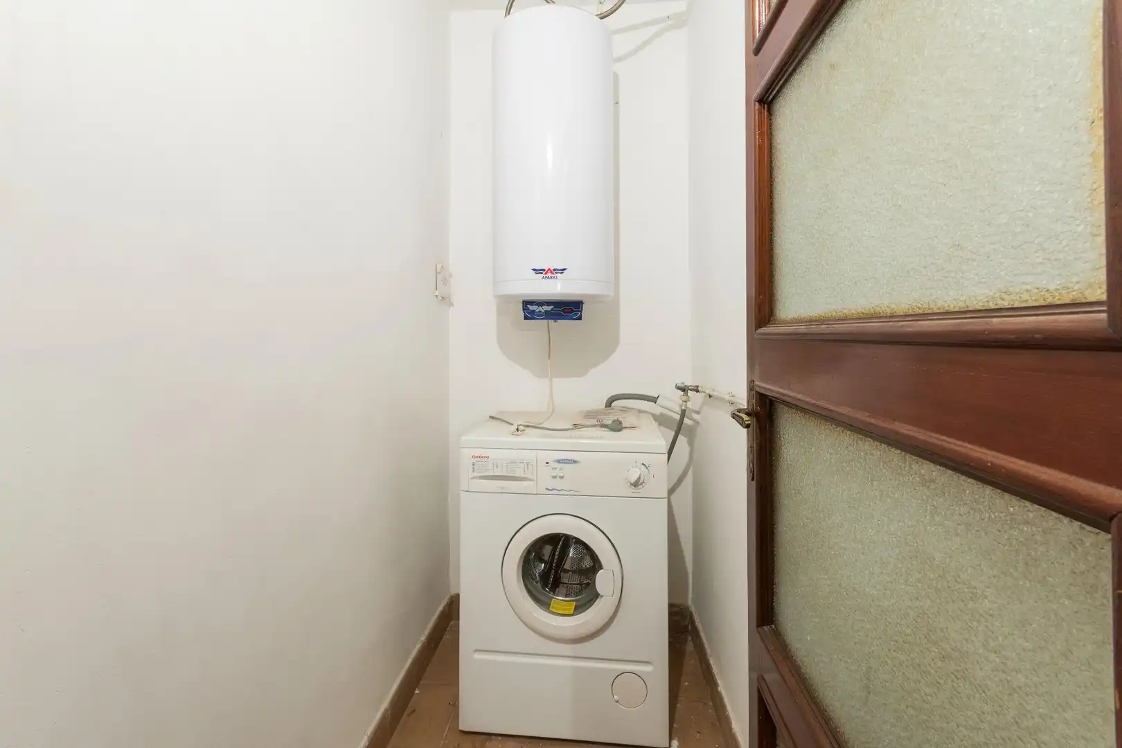 Bathroom of Flat for sale in Montitxelvo / Montichelvo  with Terrace, Storage room and Furnished