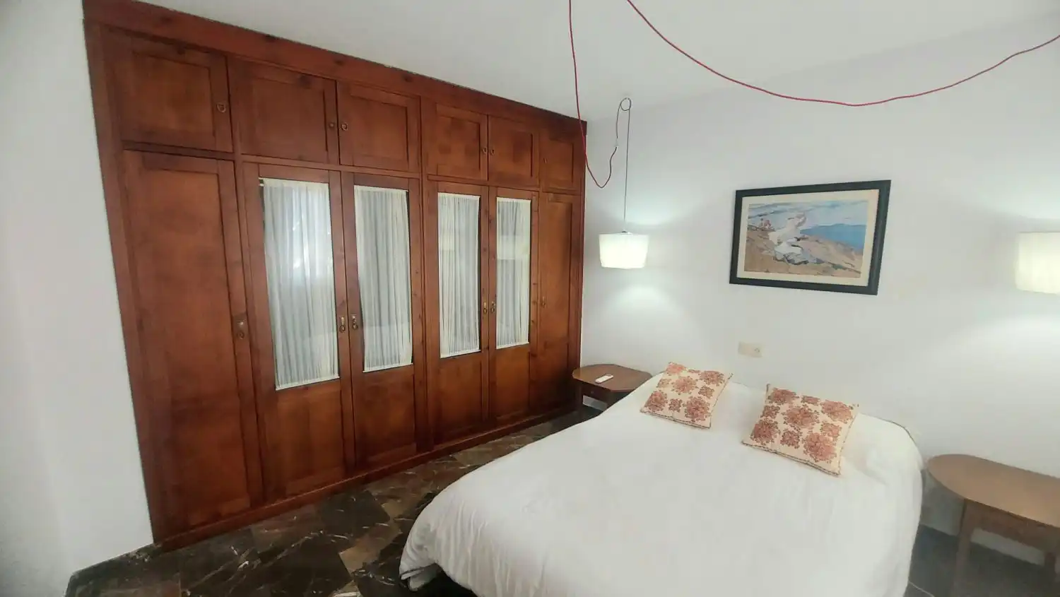 Dormitori de Pis de lloguer en Jaén amb Aire condicionat, Calefacció i Terrassa