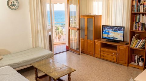 Foto 3 de Apartamento en venta en El Bajondillo, Torremolinos