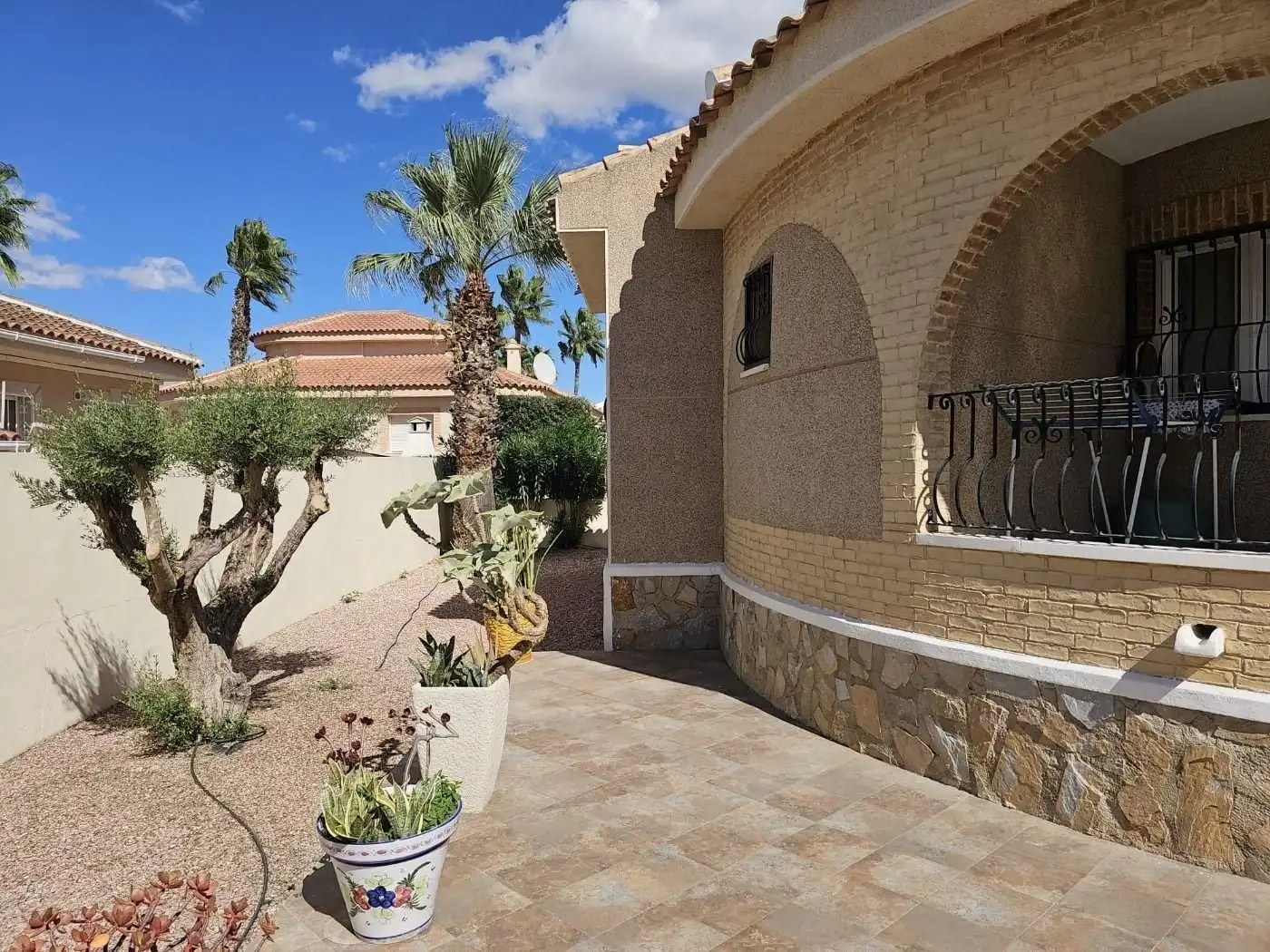 Casa con piscina en venta en Benijófar, imagen 2