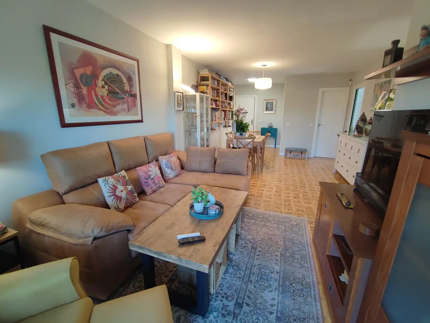 Sala d'estar de Pis en venda en Madrid amb Aire condicionat, Calefacció i Parquet