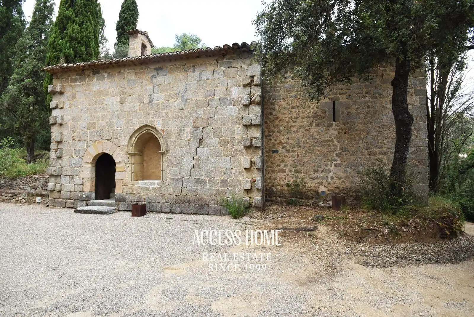 Außenansicht von Country house zum Verkauf in Argentona mit Heizung