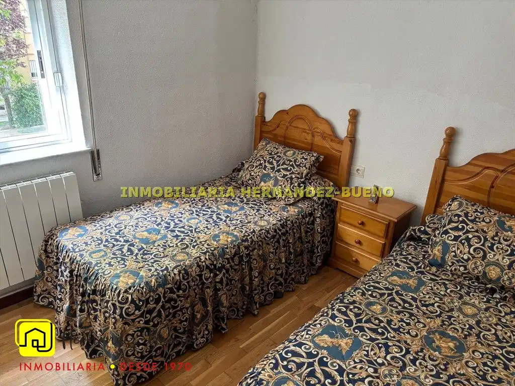 Habitación de Piso en venta en Salamanca con Calefacción, Trastero y Amueblado
