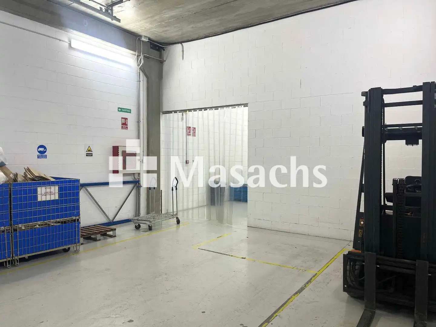 Nave industrial in vendita a Avinyonet de Puigventós, imagen 2