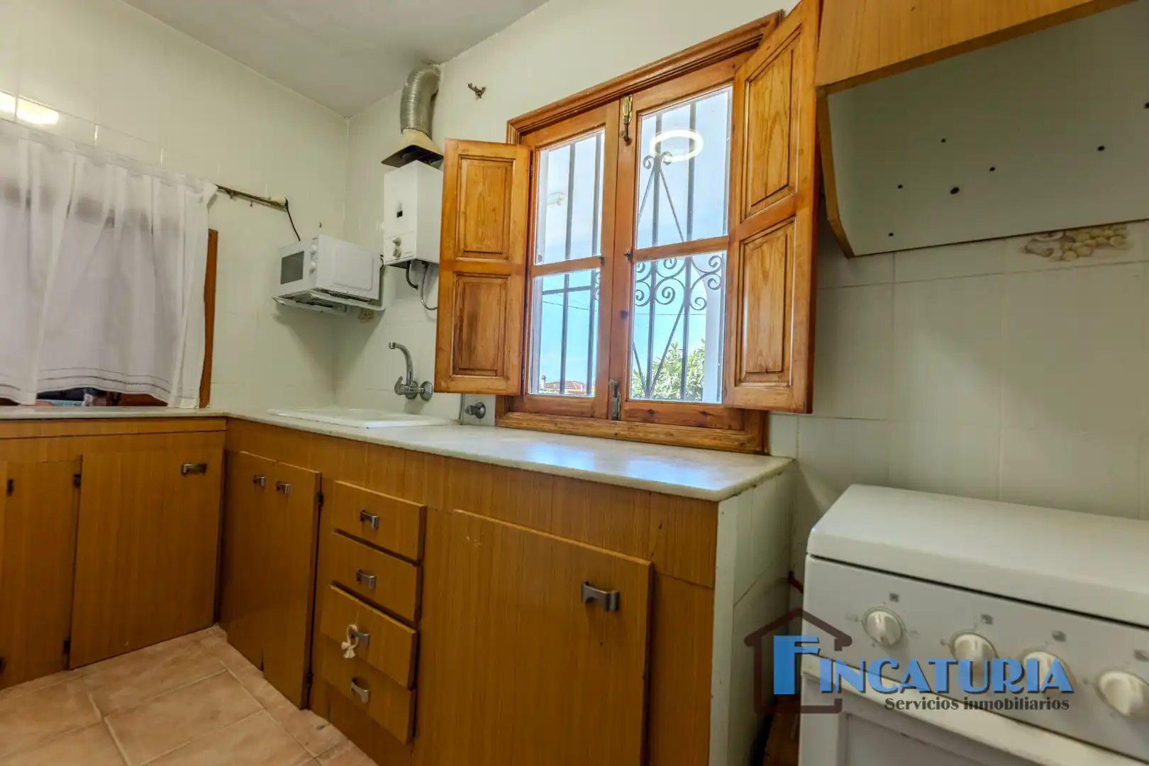Cocina de Casa o chalet en venta en Vilamarxant con Jardín privado, Piscina y Amueblado