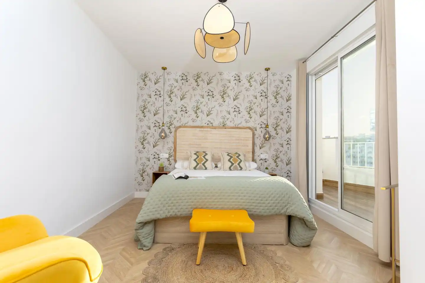 Bedroom of Apartments for sale in Benalmádena  with Air Conditioner, Terrace and Furnished