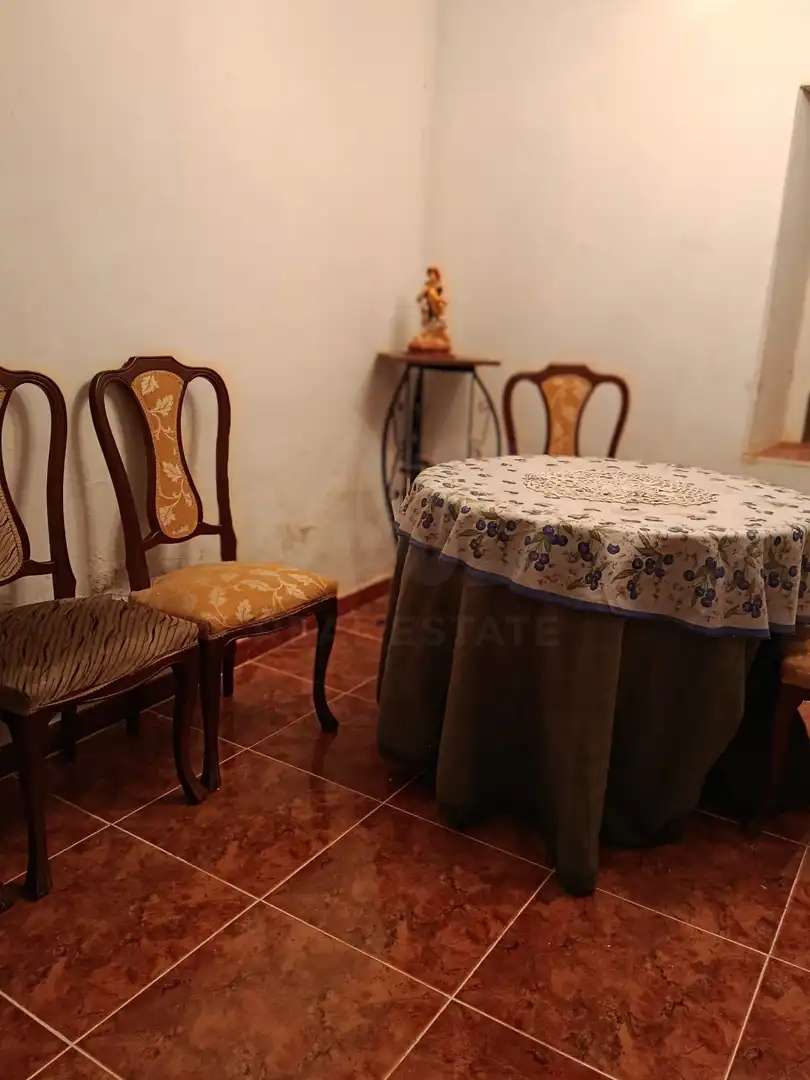 Menjador de Finca rústica en venda en Val de San Lorenzo amb Terrassa