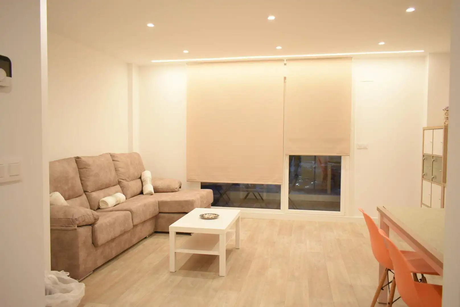 Sala de estar de Piso en venta en Pontevedra Capital  con Calefacción, Parquet y Terraza