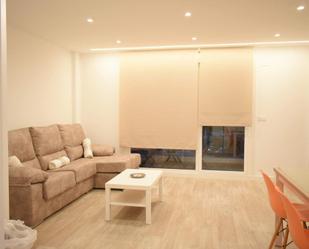 Living room of Flat for sale in Pontevedra Capital   with Heating, Parquet flooring and Terrace