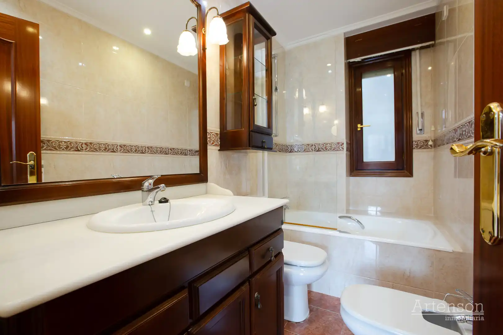 Bathroom of Flat for sale in Santurtzi   with Heating and Terrace