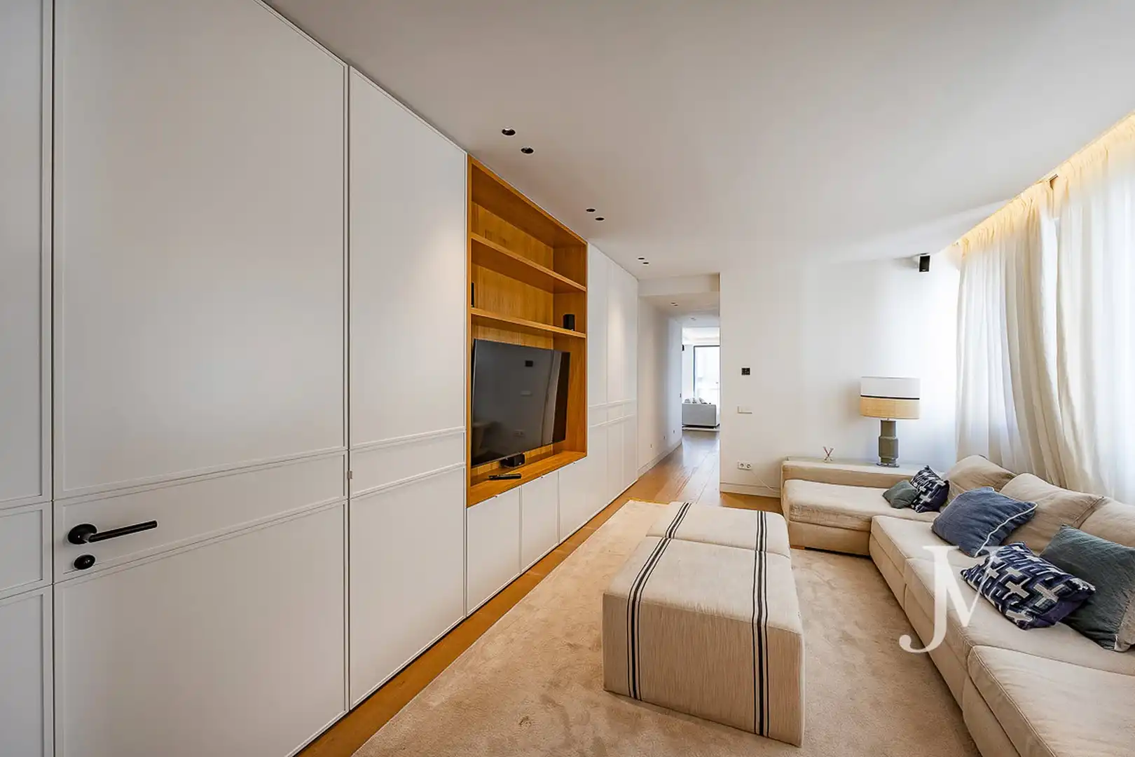 Sala d'estar de Dúplex de lloguer en Madrid amb Aire condicionat, Calefacció i Jardí privat