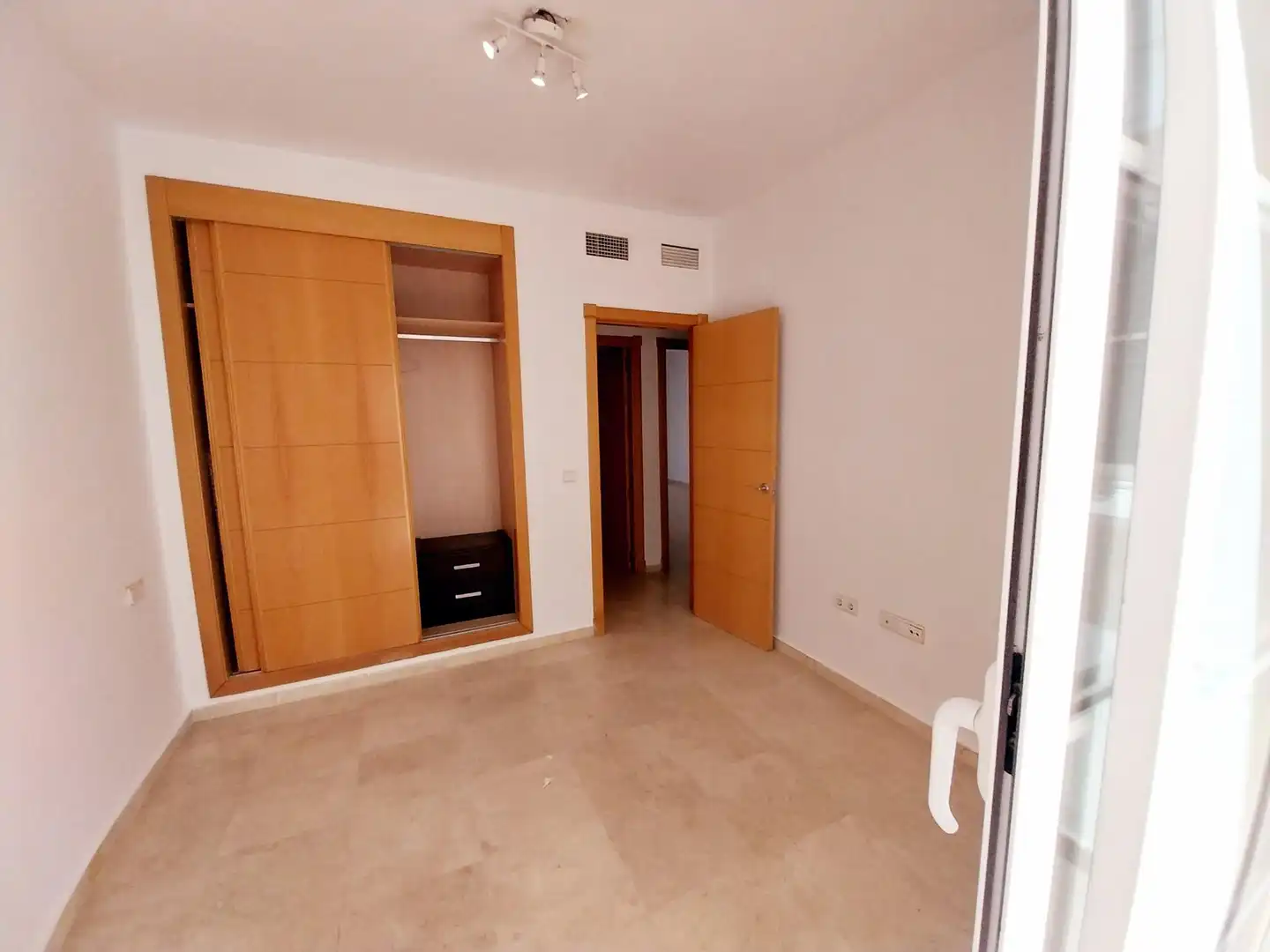 Ground floor for sale in Benalmádena  with Air Conditioner, Heating and Private garden