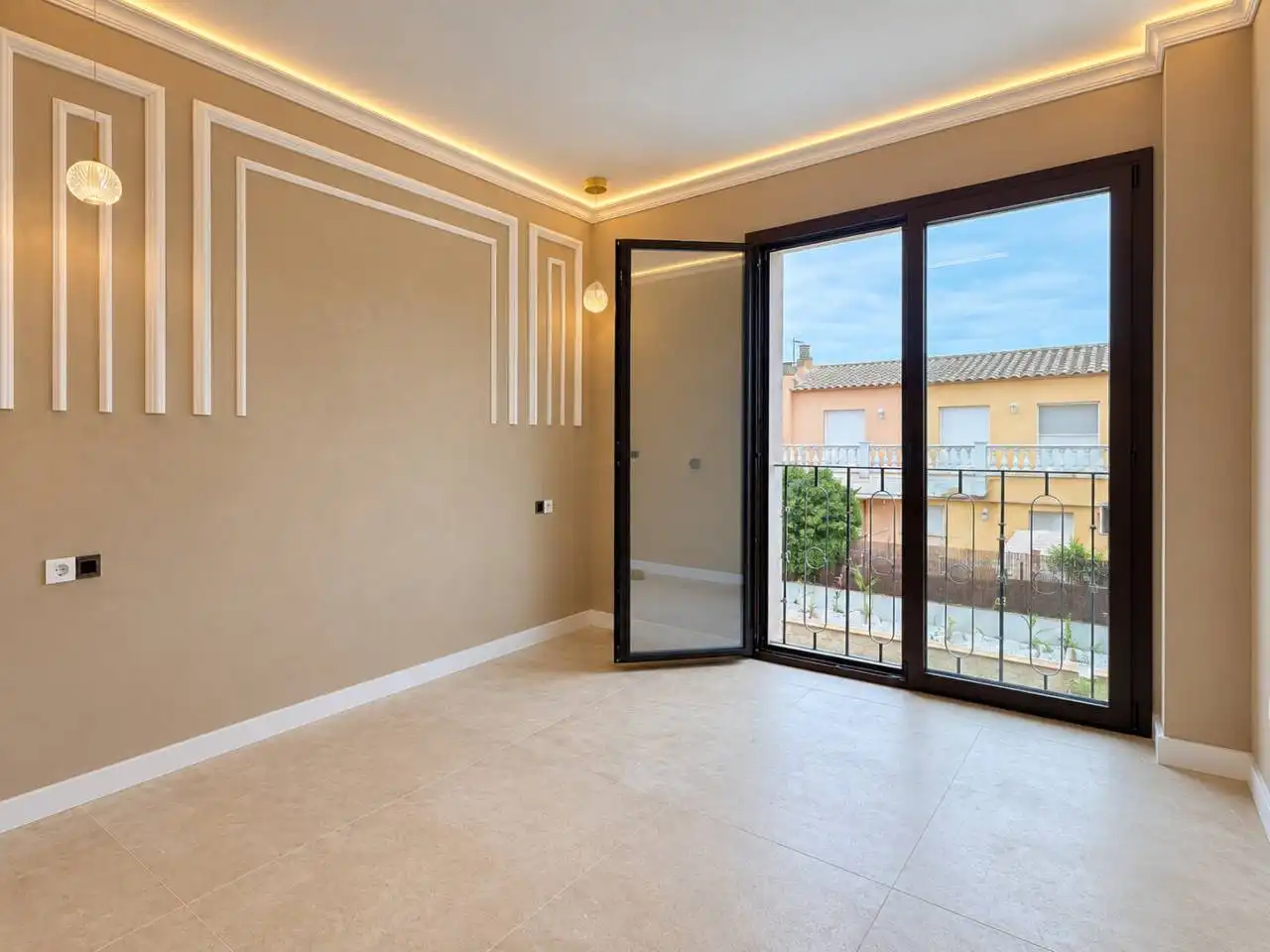 Casa adosada en venda en Mont-ras, Girona
