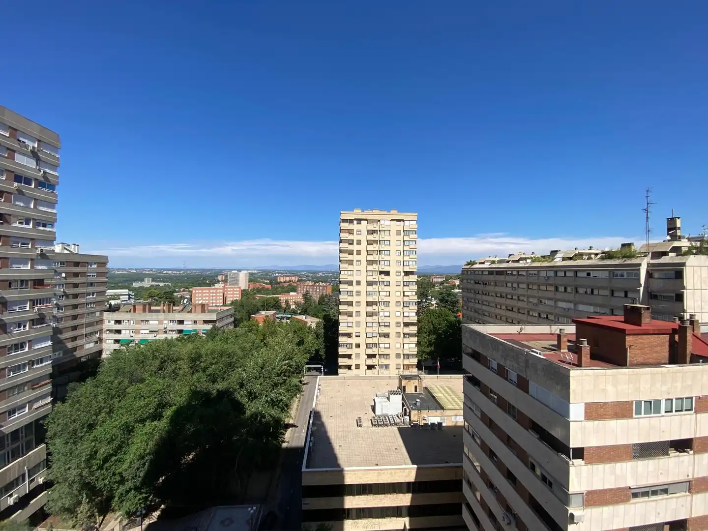 Piso con piscina en venta en Plaza Ciudad de Viena, imagen 12