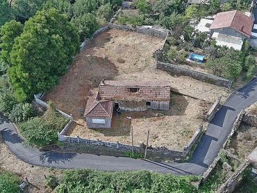 Casa amb jardí en venda a COMBE VILAXOAN-SOBRAN