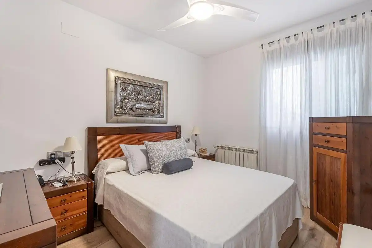 Bedroom of Attic for sale in Zaidín