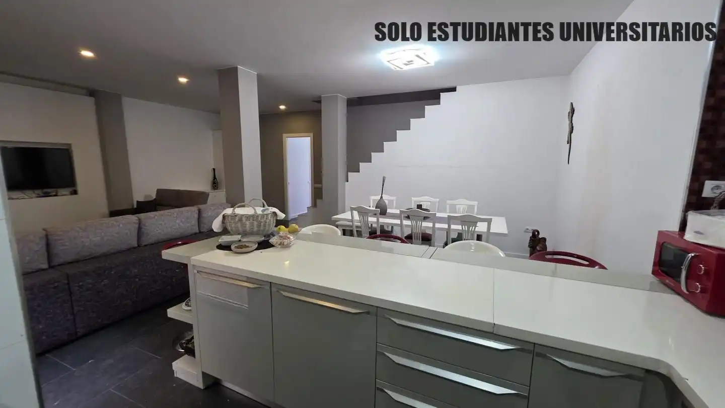 Cocina de Planta baja para compartir en Terrassa con Aire acondicionado, Calefacción y Terraza