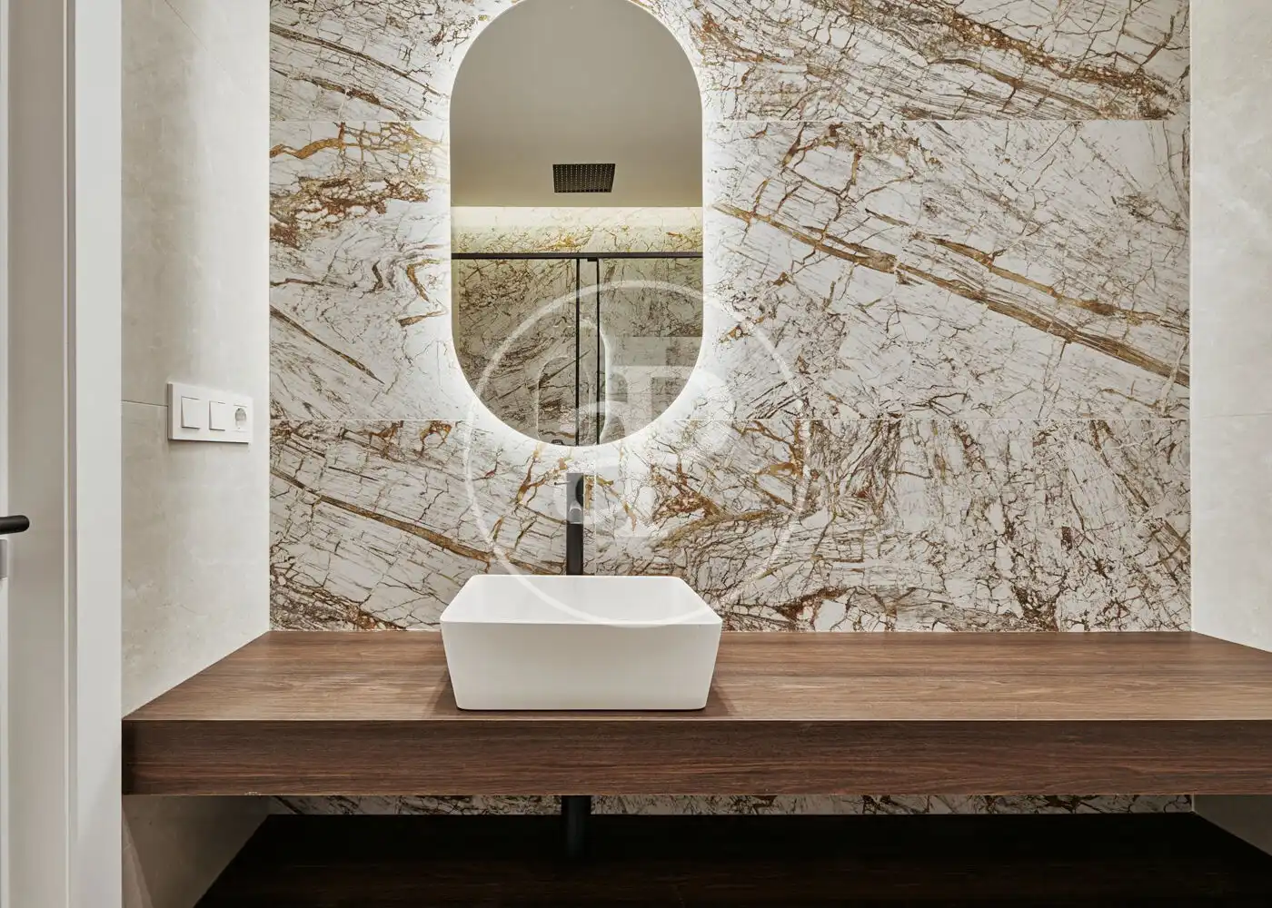 Bathroom of Flat for sale in Madrid  with Air Conditioner, Heating and Terrace