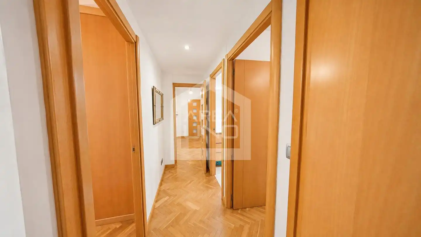 Flat for sale in Alcorcón  with Air Conditioner, Heating and Parquet flooring