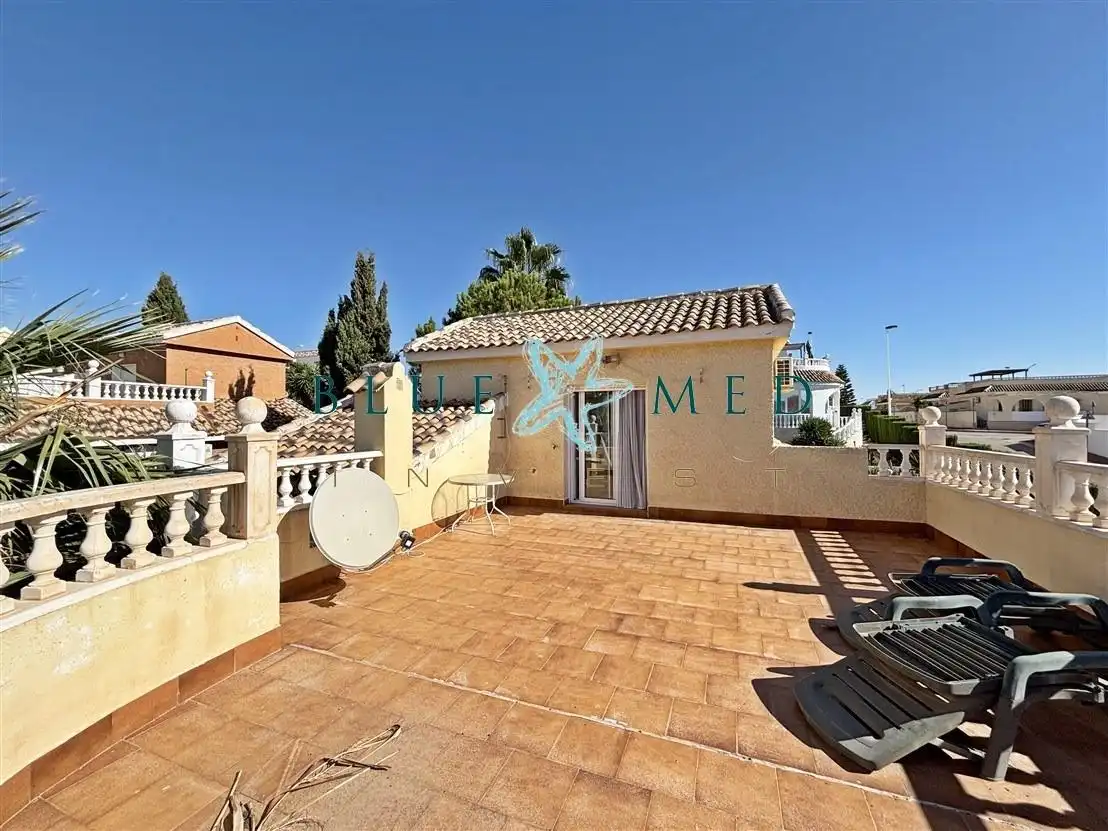 Villa con piscina in vendita a Calle Calle Salvias, imagen 21