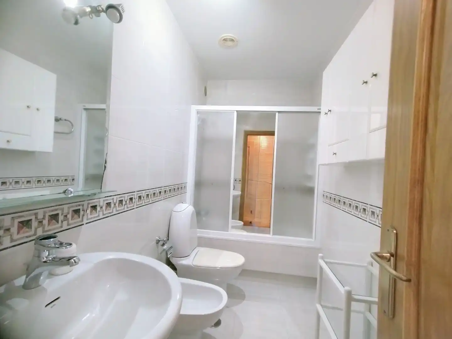 Bathroom of Houses for rent in Sada (A Coruña)  with Heating, Furnished and Oven