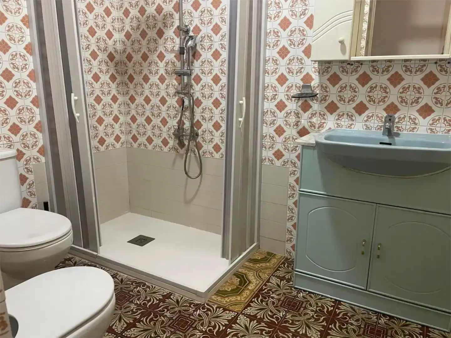 Badezimmer von Wohnung zur Miete in Cartagena