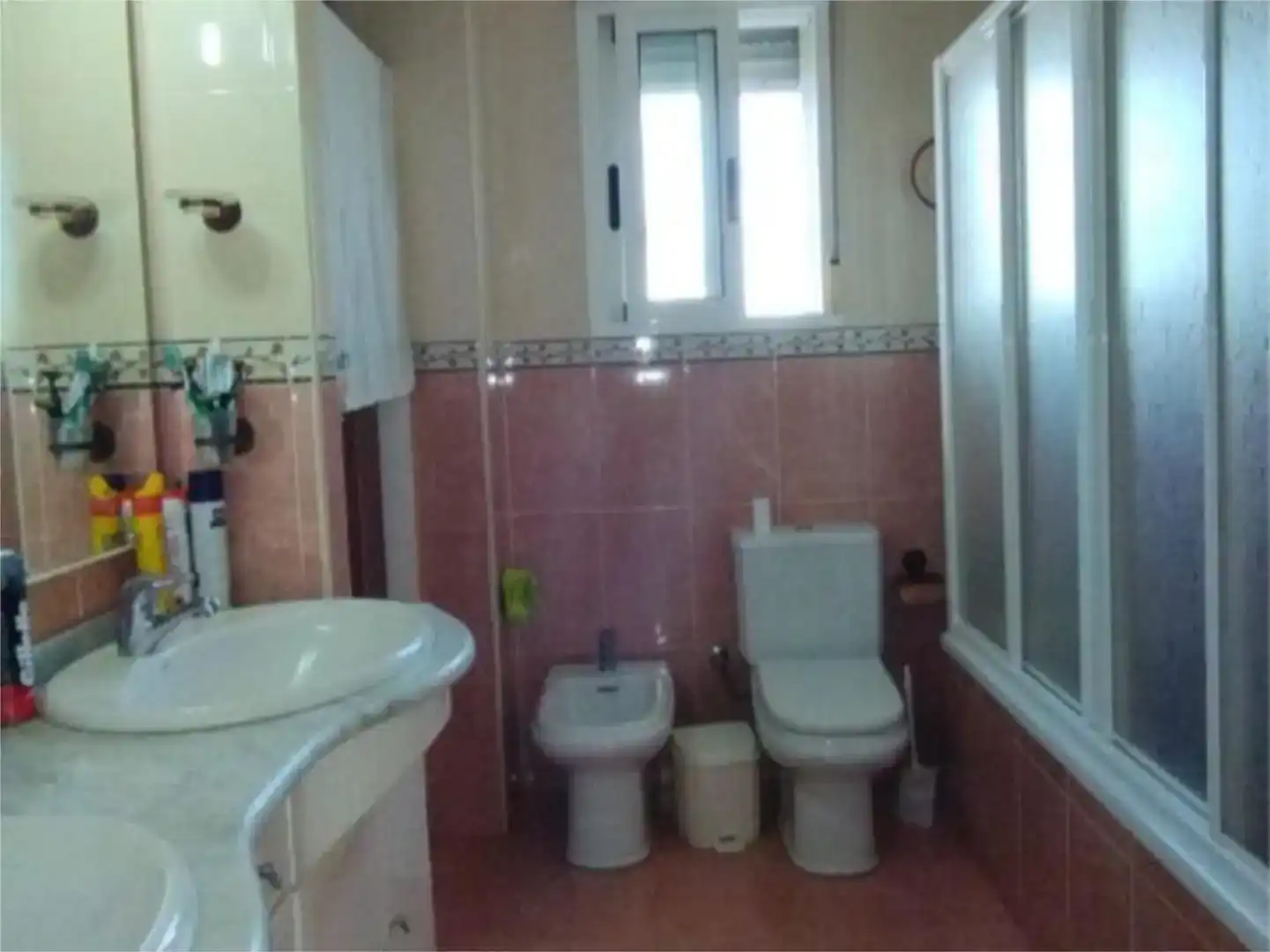 Bany de Casa o xalet per a compartir en Benferri amb Jardí privat, Piscina i Moblat