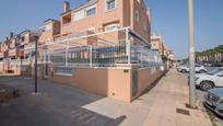 Vista exterior de Casa o xalet en venda en Santa Pola amb Calefacció, Jardí privat i Terrassa