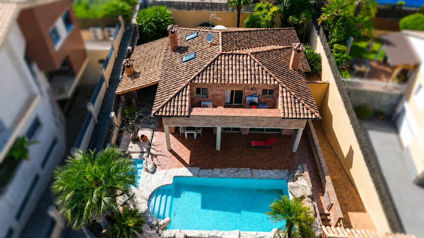 Vista exterior de Casa o xalet en venda en Calafell amb Calefacció i Jardí privat