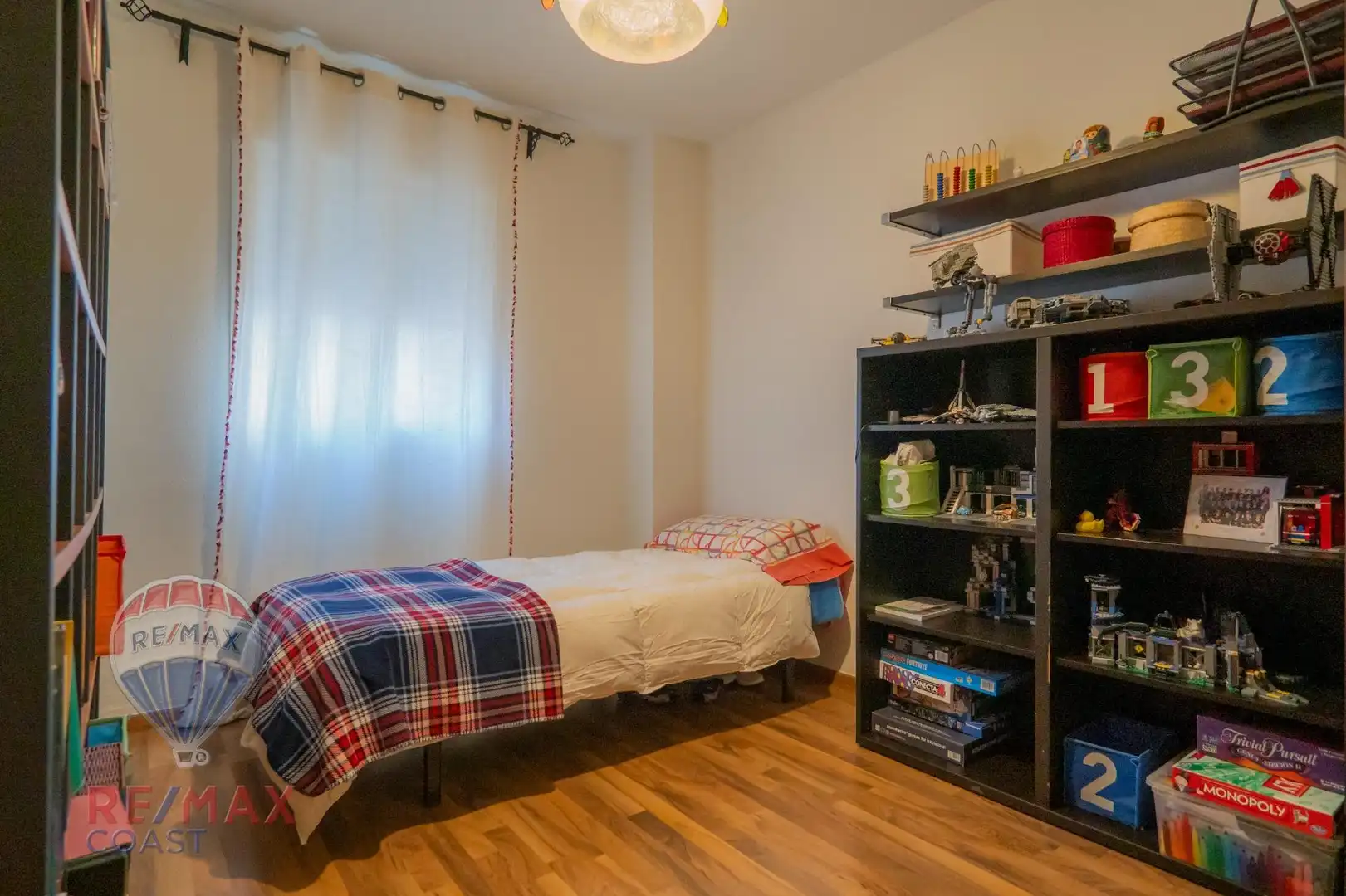 Bedroom of Flat for sale in Málaga  with Terrace and Storage room