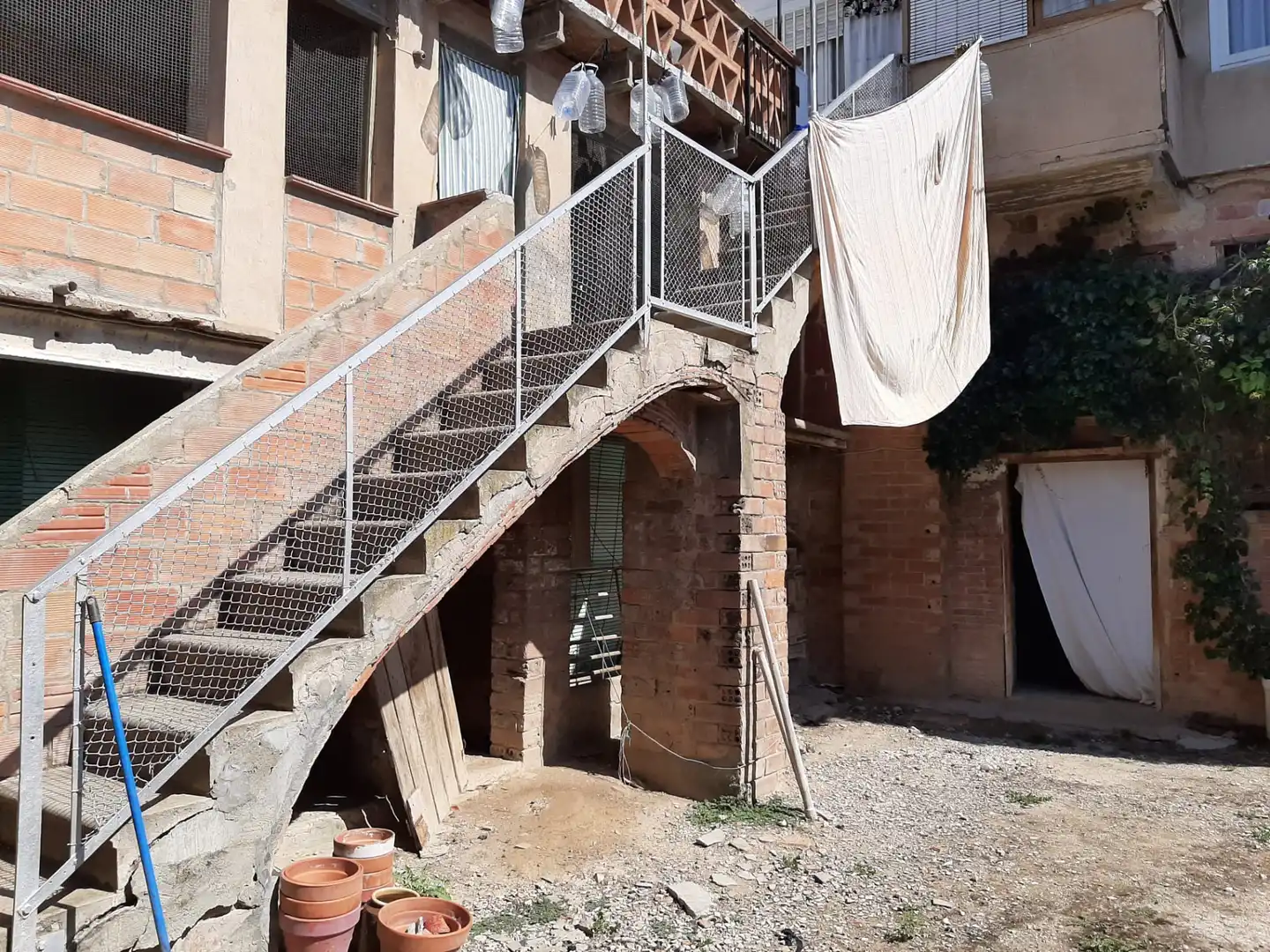 Vista exterior de Casa o xalet en venda en Ivars d'Urgell amb Jardí privat, Terrassa i Traster