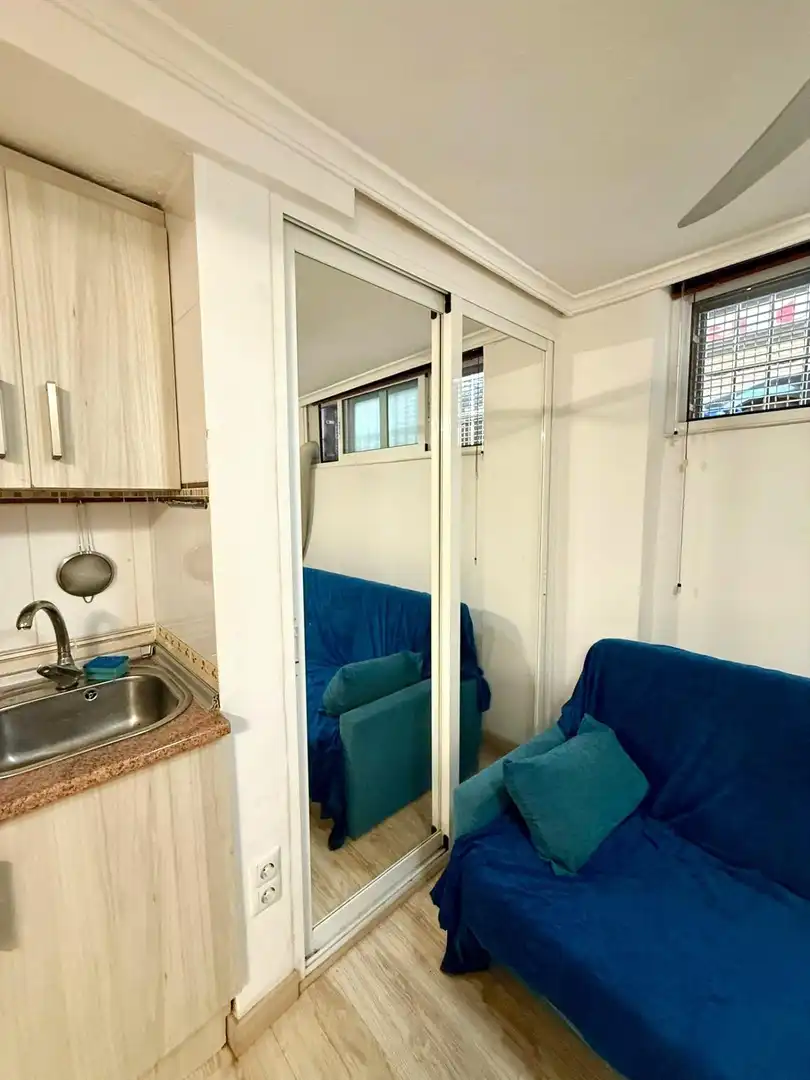 Habitación de Estudio en venta en Torrevieja con Amueblado