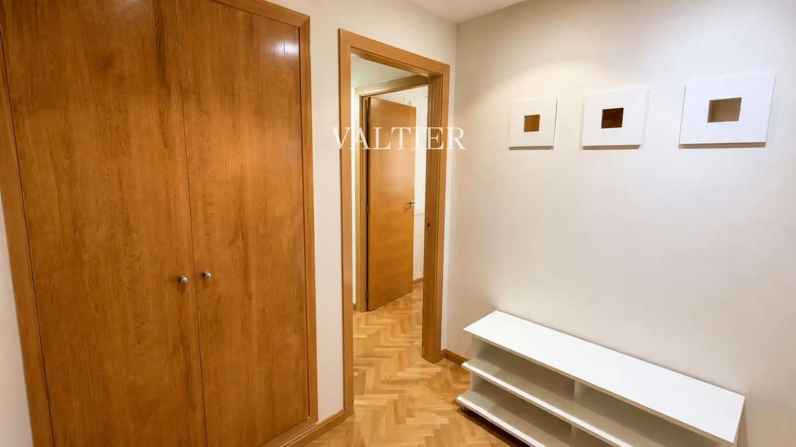 Flat for rent in Madrid  with Air Conditioner, Terrace and Furnished