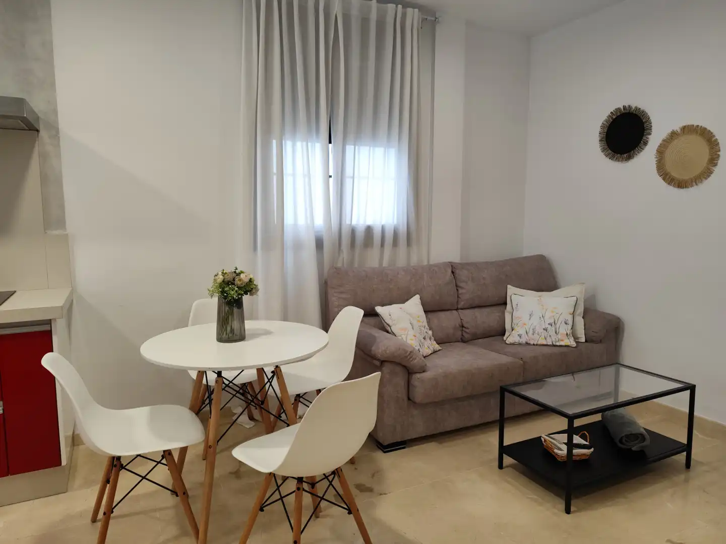 Wohnung zur Miete in Calle Banda Playa, V Centenario - Piletas - Capuchinos