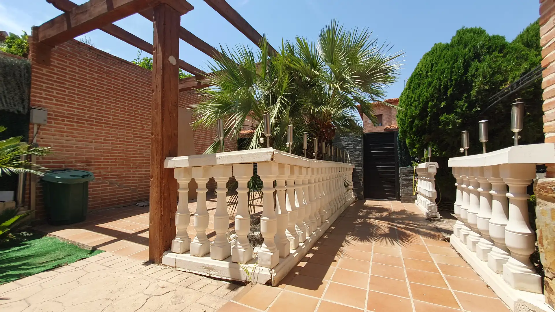 Terrassa de Casa adosada en venda en Olías del Rey amb Aire condicionat, Calefacció i Jardí privat