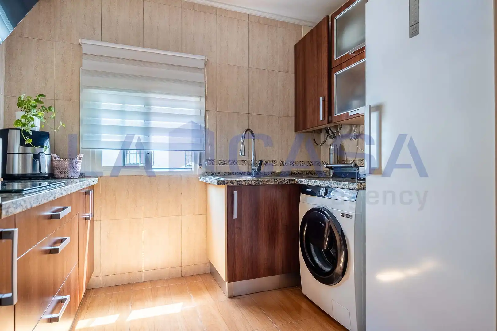 Kitchen of Flat for sale in Sevilla