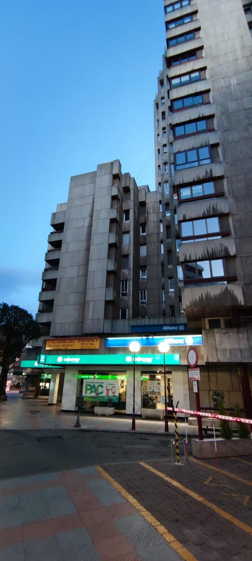 Exterior view of Flat for sale in León Capital   with Heating, Parquet flooring and Terrace