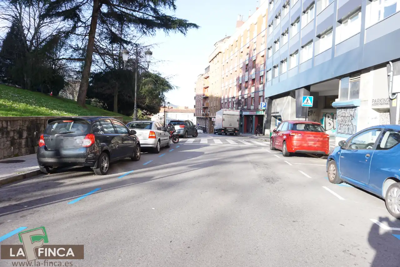 Parking of Flat for sale in Oviedo   with Storage room and Furnished