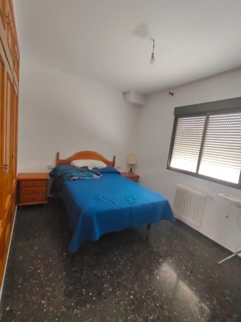 Habitación de Casa adosada en venta en Albacete con Calefacción, Amueblado y Balcón