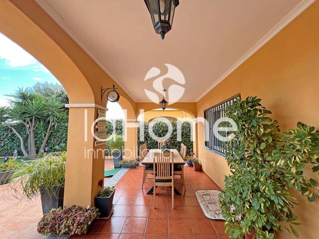 Casa adosada en Venta en La Loma - Las Lomas