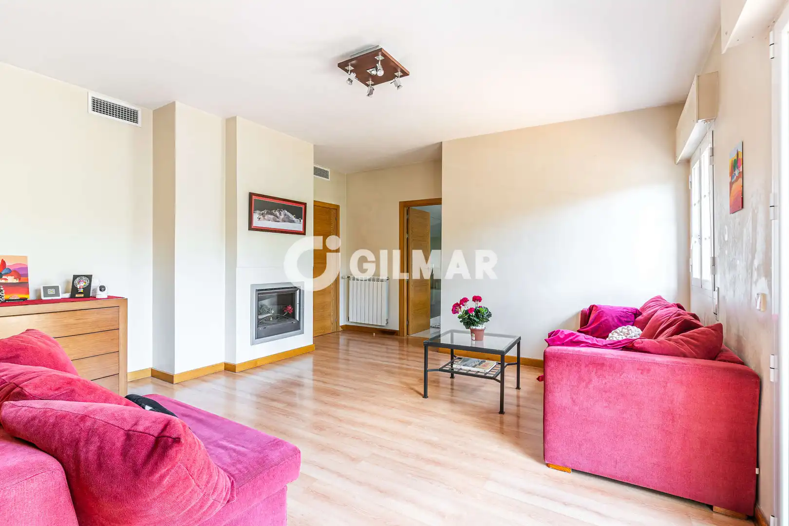 Sala d'estar de Casa o xalet en venda en Club de Golf