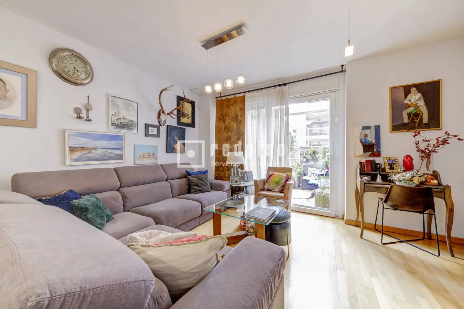 Wohnzimmer von Wohnung zum Verkauf in Boadilla del Monte mit Klimaanlage, Heizung und Privatgarten
