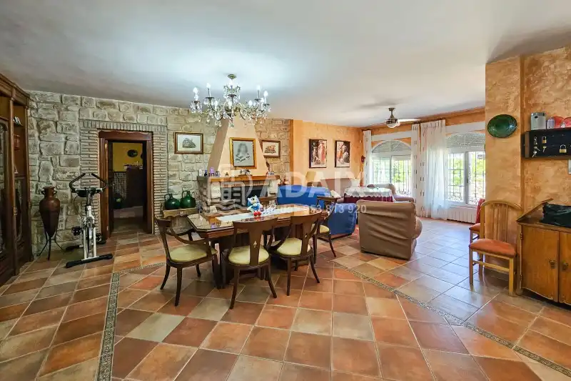 Houses for sale in Úbeda  with Air Conditioner, Heating and Terrace